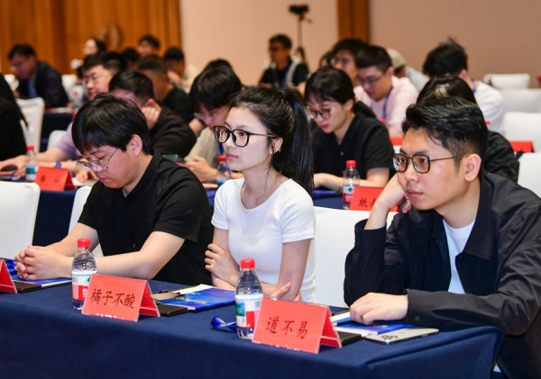 云策略 《2024中国网络文学蓝皮书》发布，网络文学用户规模达5.75亿人